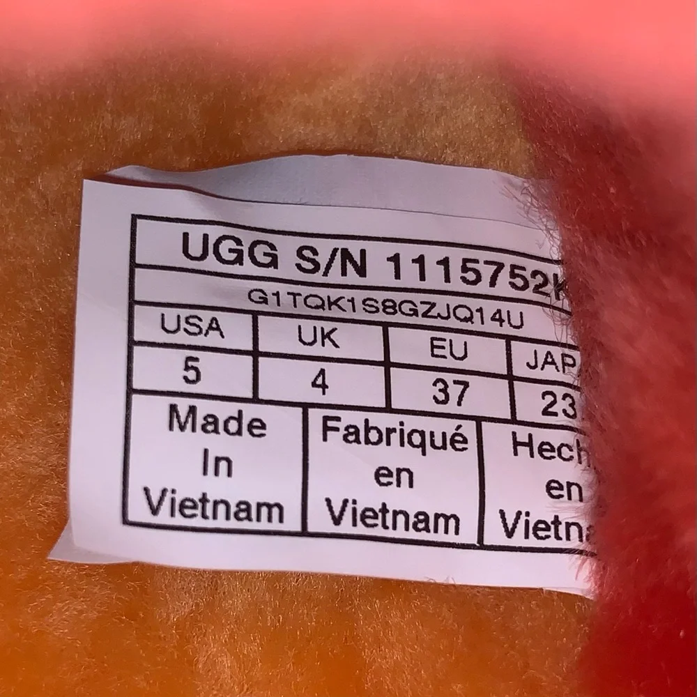 UGG Oh Yeah ‘Orange Red Yellow’ Slippers-Size 5 NWOT